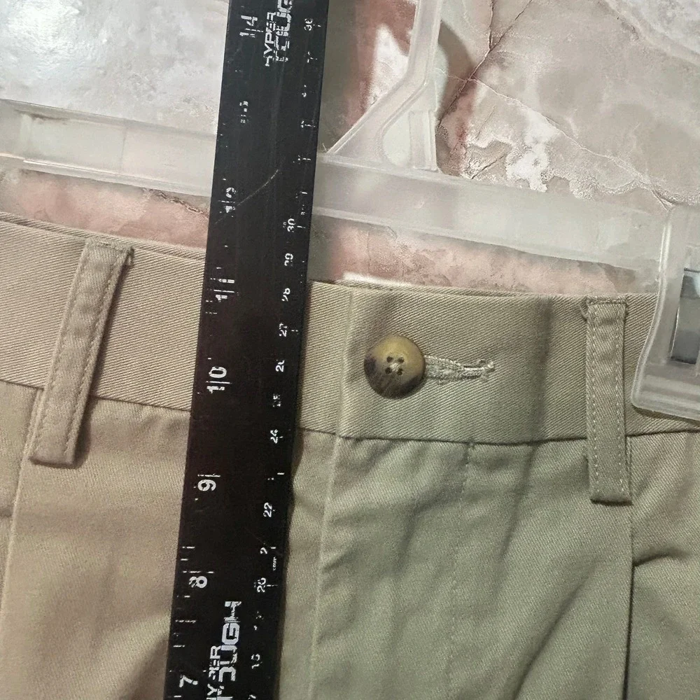 Croft & Barrow Mens Pleated Chino Pants Khaki Tan 32x32 (Measures‎ 32x30)